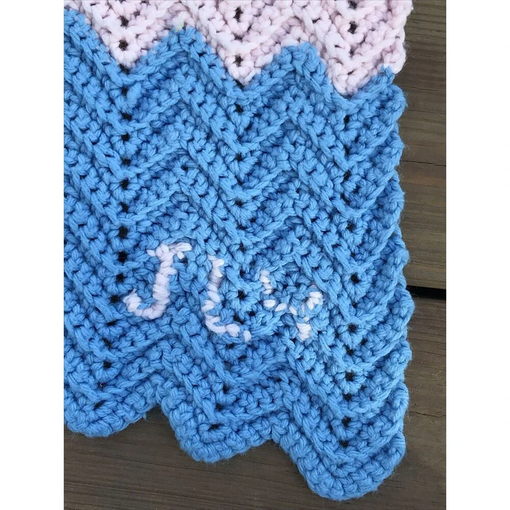 Handmade vtg crochet